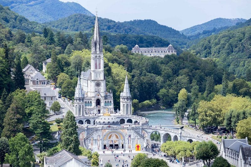 lourdes basilica